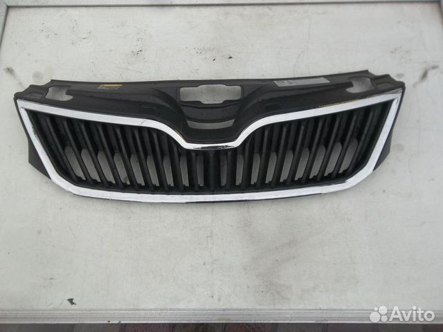 Skoda Rapid Шкода Рапид решетка оригинал