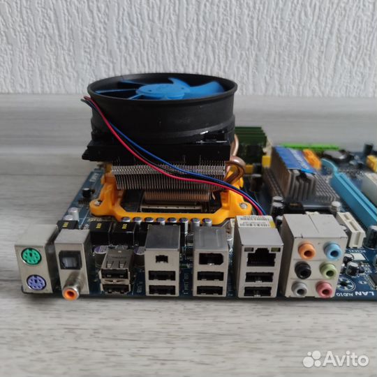 Комплект AM3 Socket: GA-M720-US3+Athlon X4 640+8gb