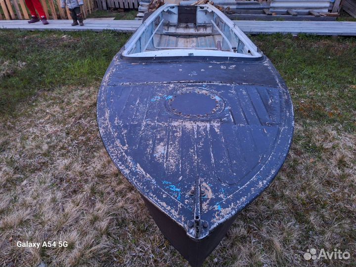 Продам лодку
