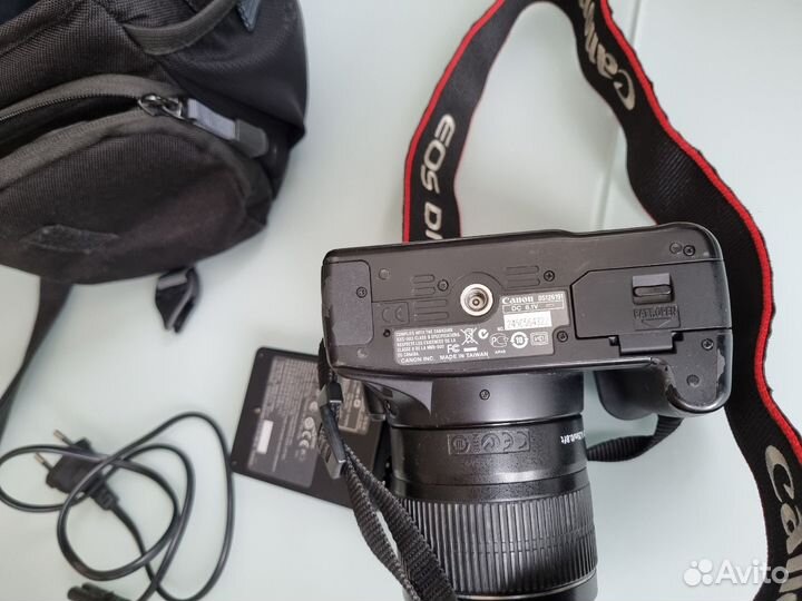 Зеркальный фотоаппарат canon ds126191