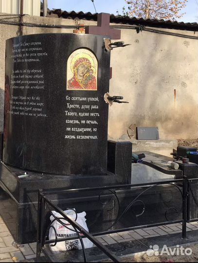 Изготовление установка памятников из гранита