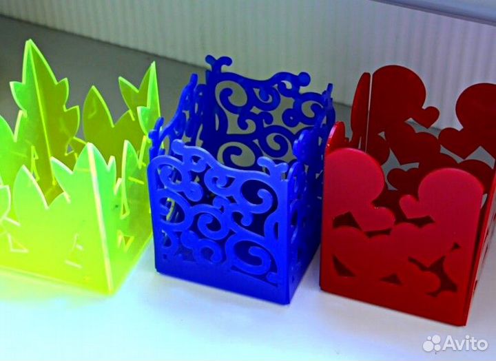 Лазерная резка акрила, пластика