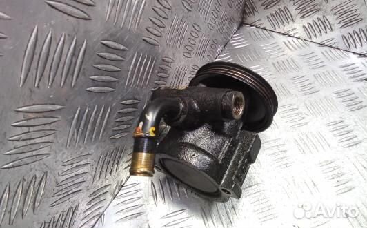 Насос гу бензиновый rover 45 RT (YBN14DH01)