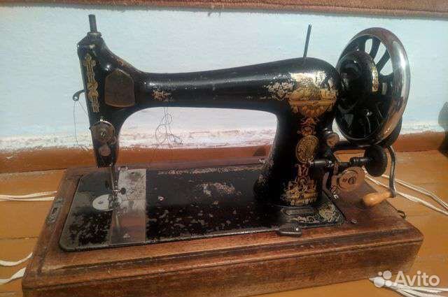 Швейная машина Singer