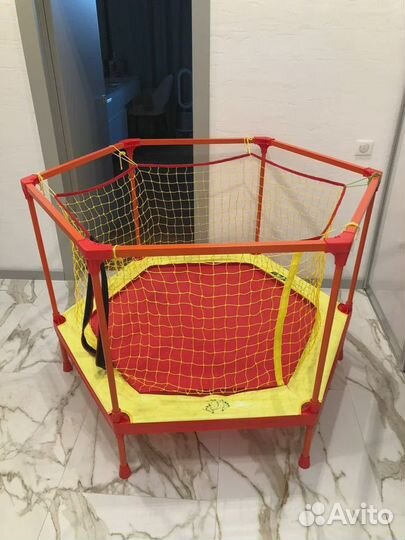 Прокат. Домашний батут для малышей 160 см