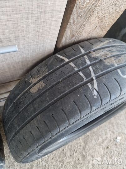 Kumho 852 185/65 R15