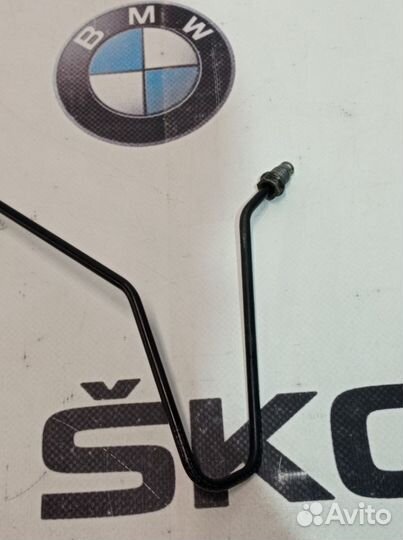 Трубка тормозная передняя левая Skoda Octavia A7