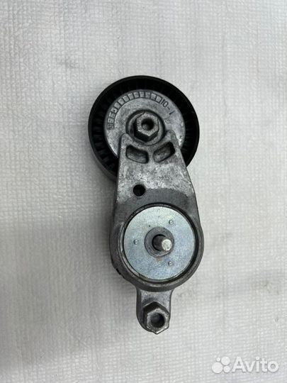 Натяжитель ремня Toyota Camry V50/V55 2arfe 2500CC