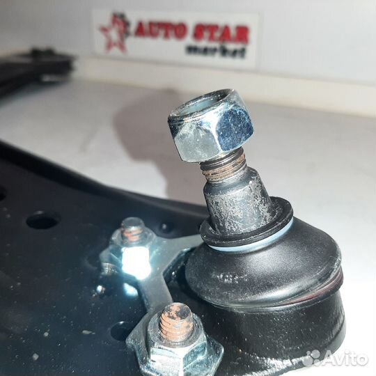 Рычаг передний левый Audi A3 / VW Bora / Golf