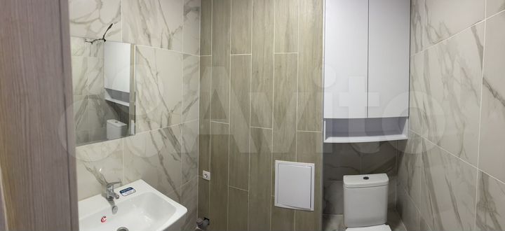 2-к. квартира, 75,7 м², 1/25 эт.