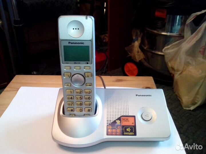 Продам радиотелефон Panasonic KX-TG7105RU