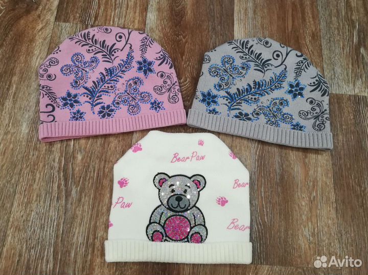 Шапки белая, серая, розовая. За 1 шт