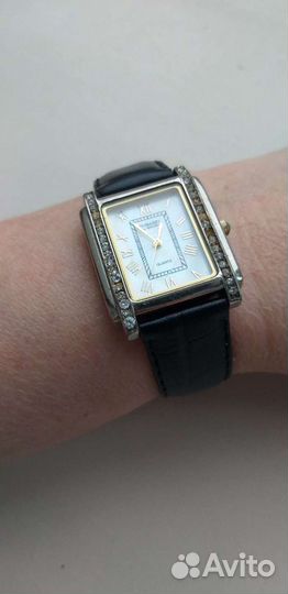 Часы женские Embassy by graen на кожаном ремешке