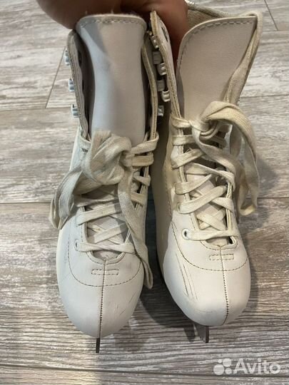 Коньки фигурные 35/36