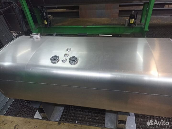 Алюминиевый топливный бак 500 литров камаз