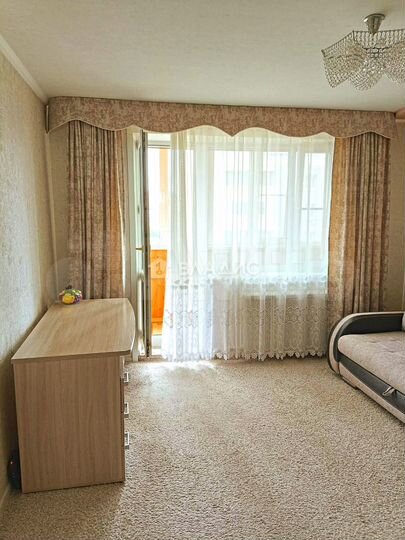 3-к. квартира, 87 м², 9/10 эт.