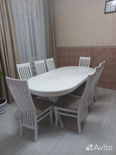 Столы и стулья