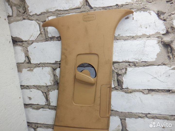 Обшивка стойки средней Porsche Cayenne