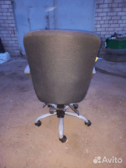 Компьютерное кресло
