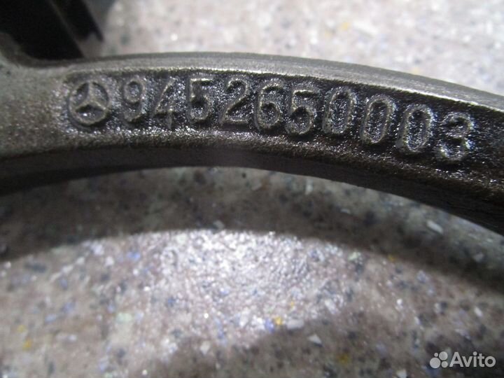 Вилка переключения передач Mercedes-Benz A94526500