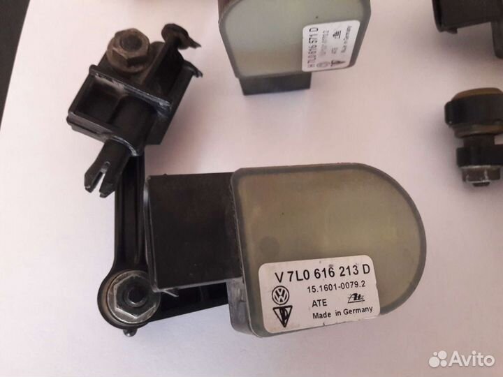 Датчики уровня подвески 8E0 907 503