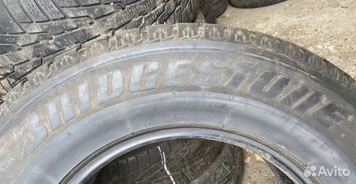 Bridgestone Ice Cruiser 7000 265/65 R17 204Q