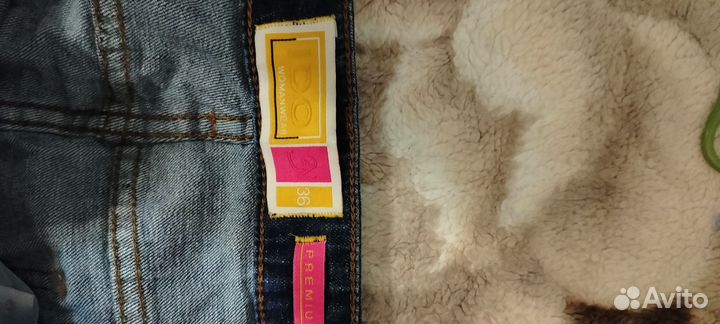 Джинсы женские