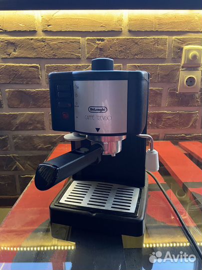 Кофемашина delonghi рожковая