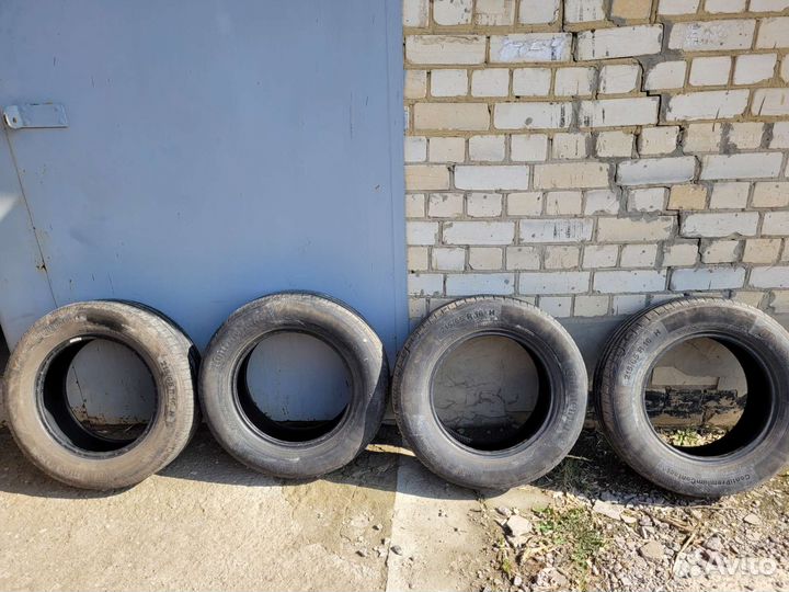 Continental ContiPremiumContact 5 215/65 R16 98