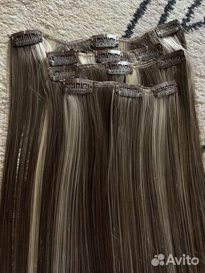 Пряди на заколках