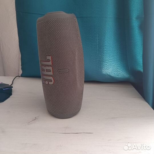 Колонка JBL charge 5