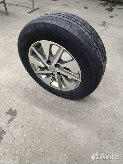 Колёса в сборе 215/65r16 летние Toyota Alphard