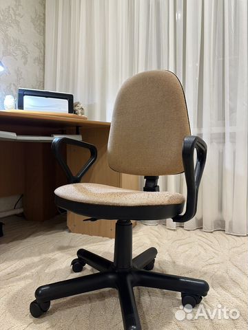 Компьютерное кресло