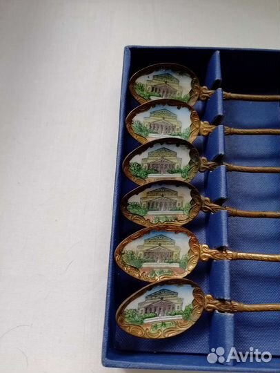 Сувенирные чайные ложки Москва эмаль позолота
