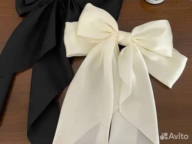 Бант белый с длинными хвостиками
