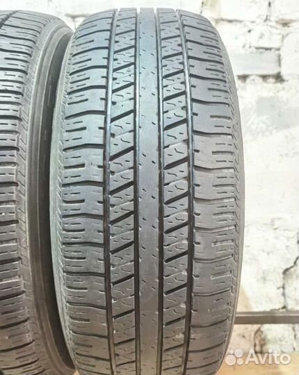 Triangle TR257 215/60 R17 96H