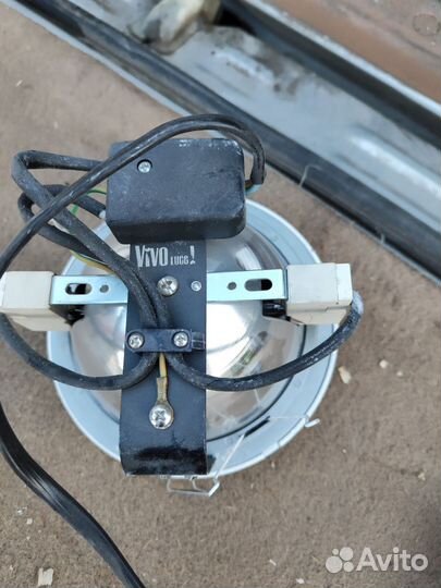 Светильник потолочный встраиваемый бу