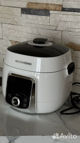 Мультиварка скороварка redmond