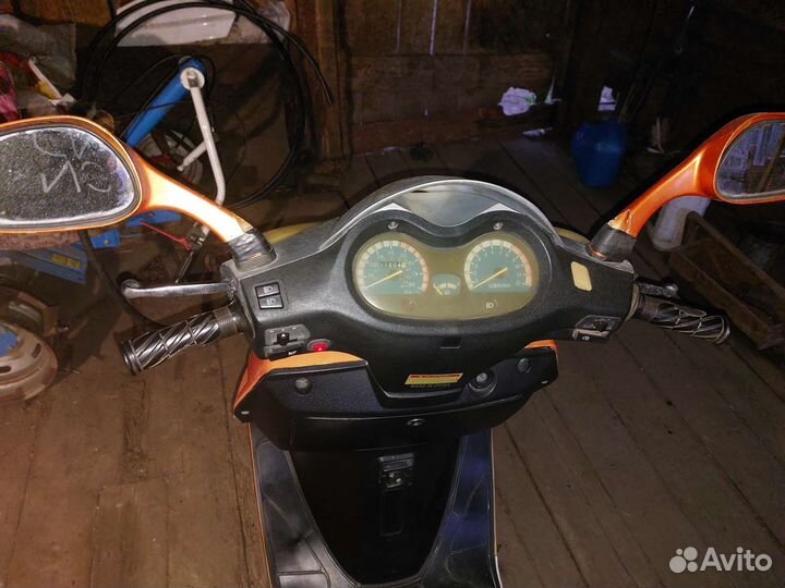 Скутер Кронус