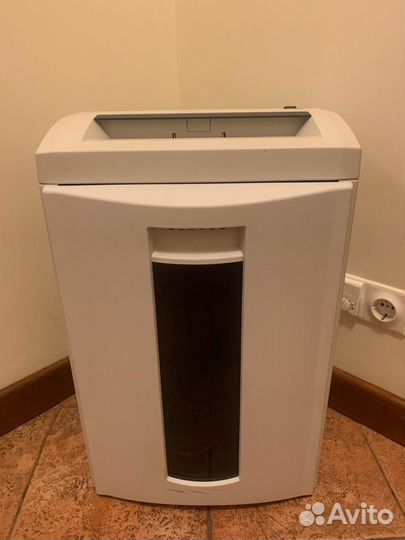 Уничтожитель бумаг