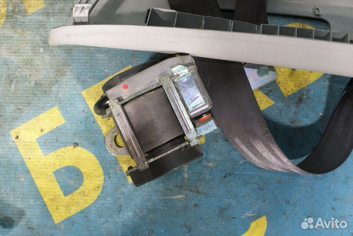 Ремень безопасности Mazda 3 BK