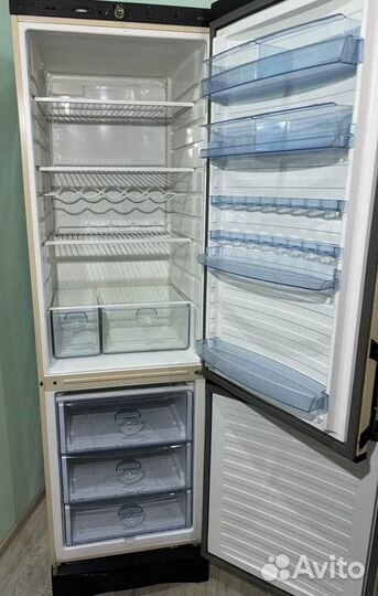 Холодильник vestfrost by