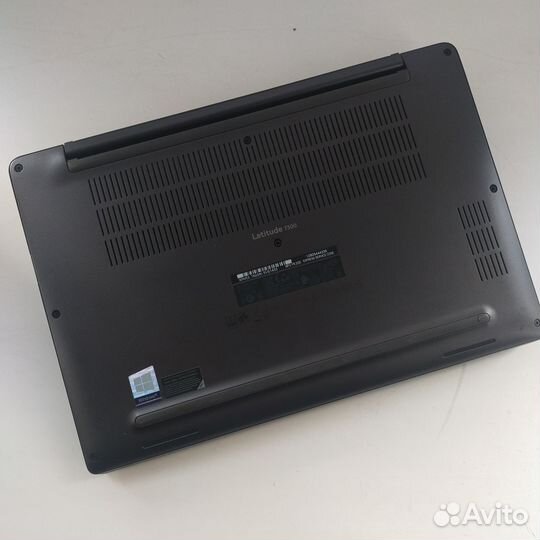 Ноутбук dell latitude 7300