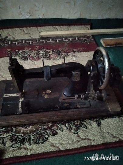 Швейная машина бу