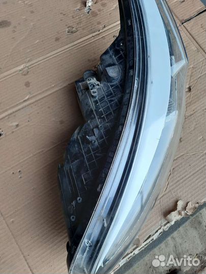 Фара передняя левая kia ceed 2012-18г