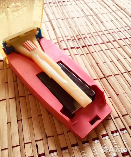 Бритвеный станок