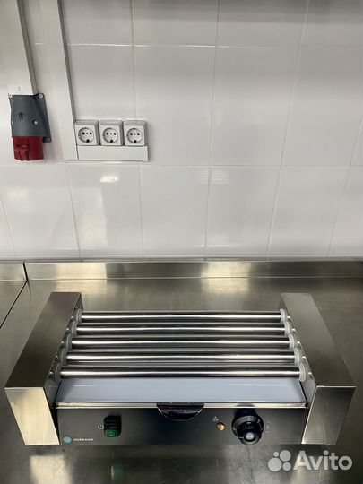 Гриль роликовый Hurakan HKN-GW5M