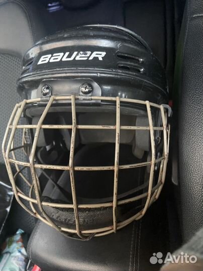 Продам детский хоккейный шлем на 10-11 лет
