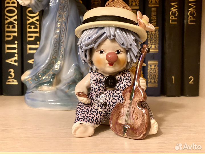 Статуэтка Италия Клоун с виолончелью