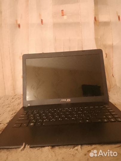 Ноутбук asus